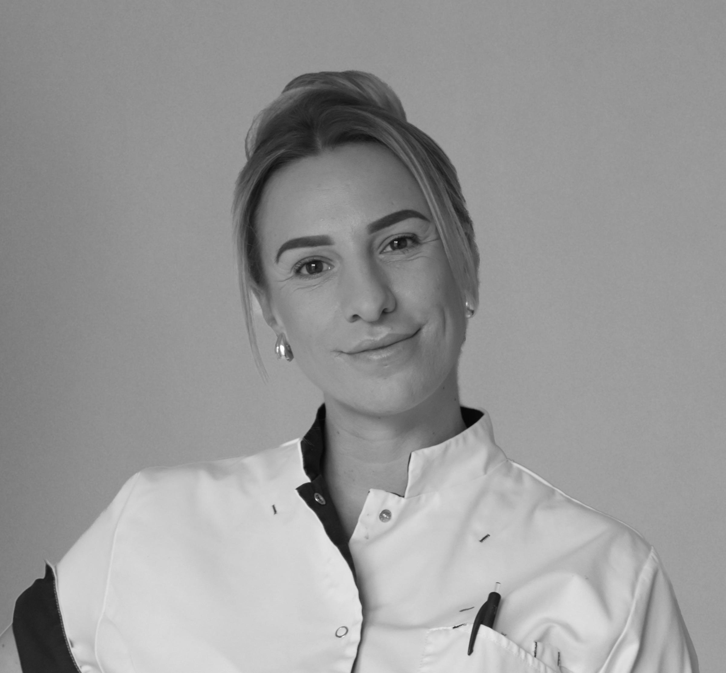 Michelle Klaver in zorguniform